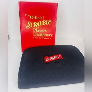 Hasbro Scrabble Game Folio Ed Zipper Travel  Case w/ Scrabble Dictionary 4th Ed
